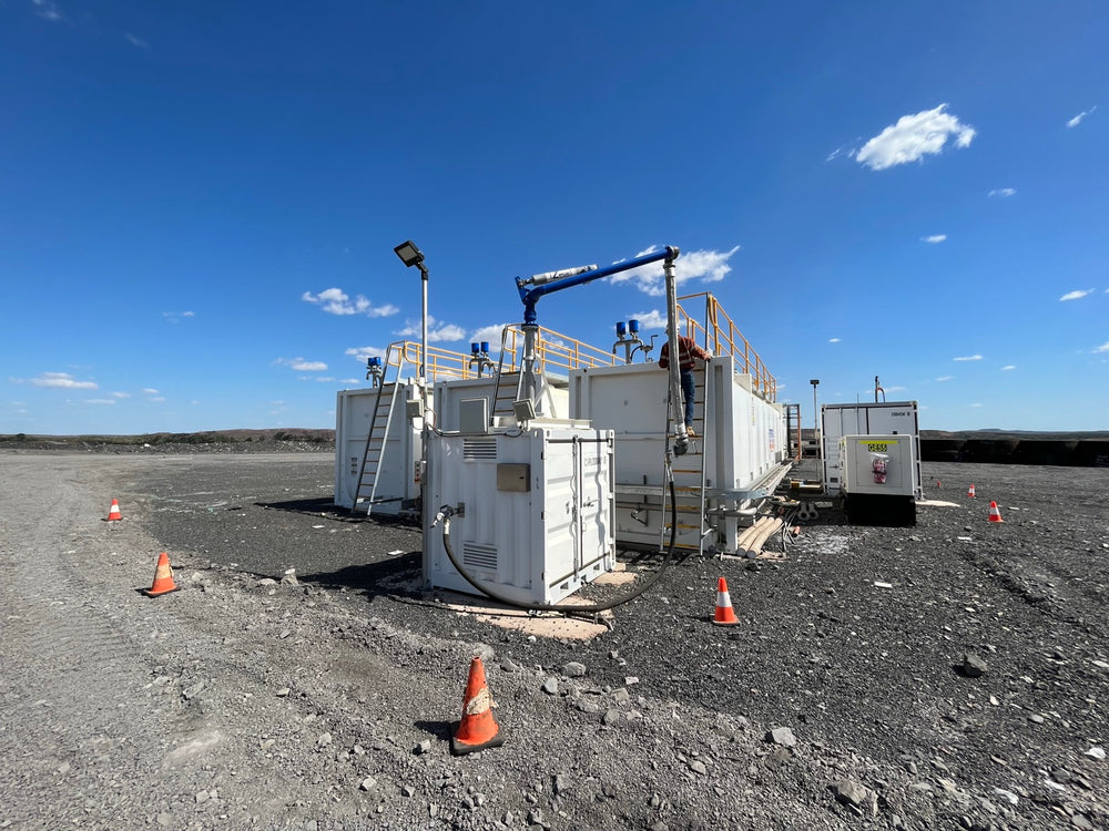 Remote monitoring containerised fuel system on site