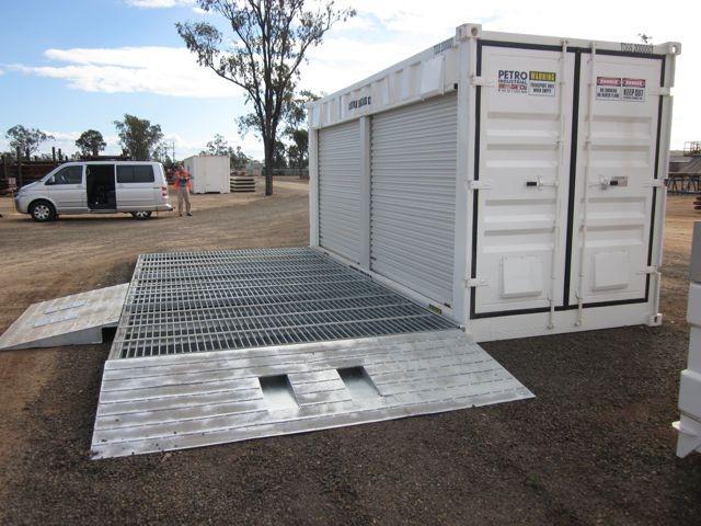 Spill Containment Unit with ramps at Fuel Tank - PETRO Industrial